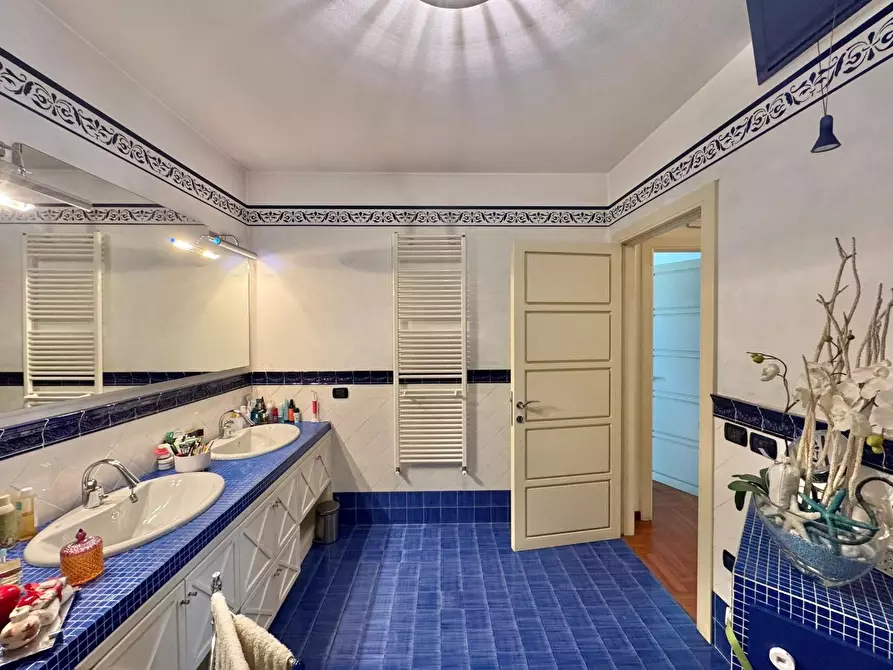 Immagine 18 di Villa in vendita  a Ponsacco