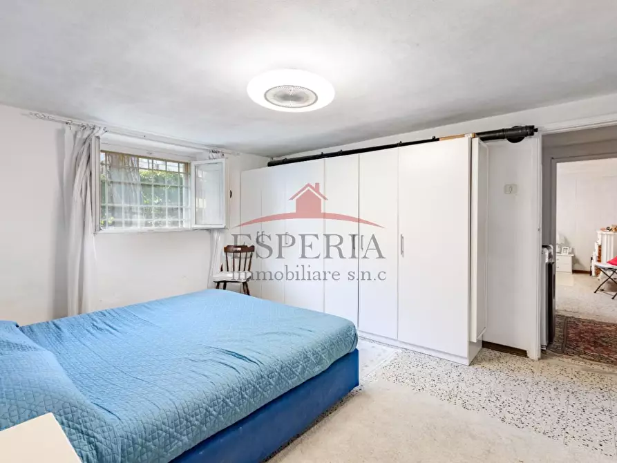 Immagine 34 di Villa in vendita  a Pisa