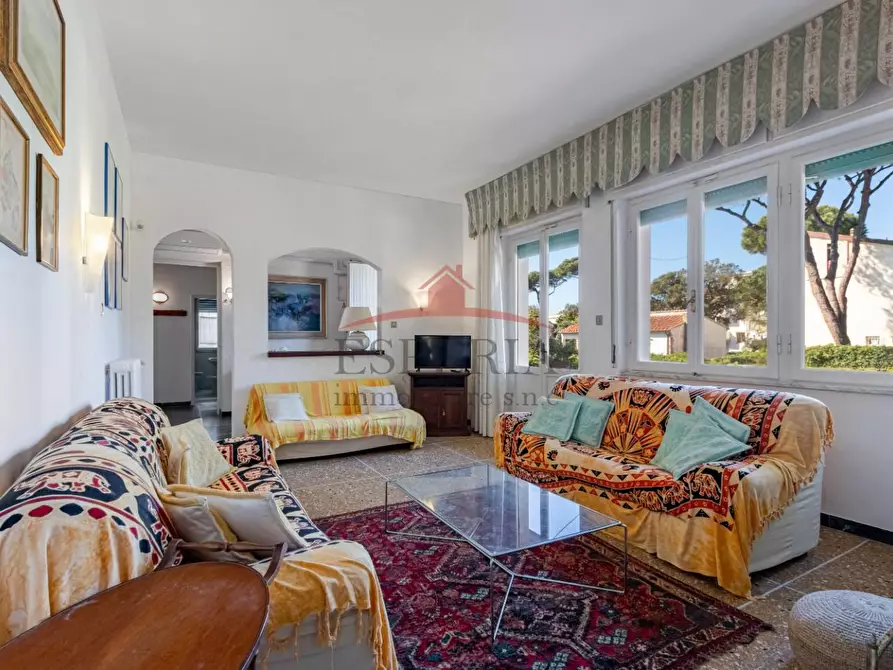 Immagine 7 di Villa in vendita  a Pisa