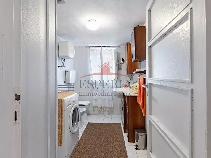 Immagine 35 di Villa in vendita  a Pisa