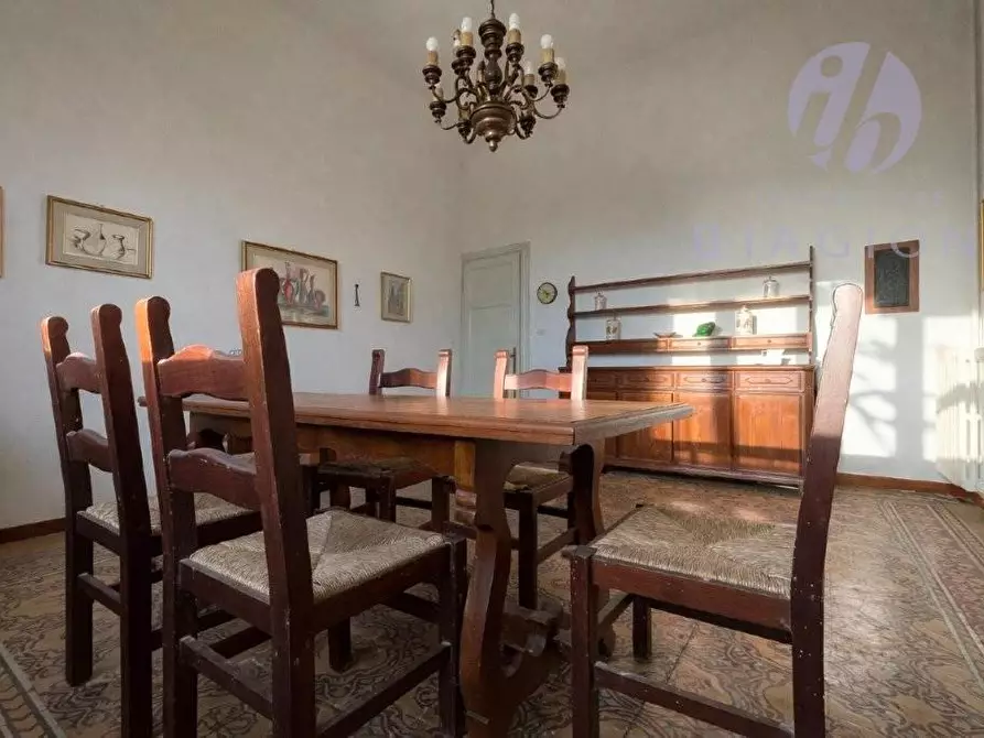 Immagine 8 di Casa bifamiliare in vendita  a Camaiore