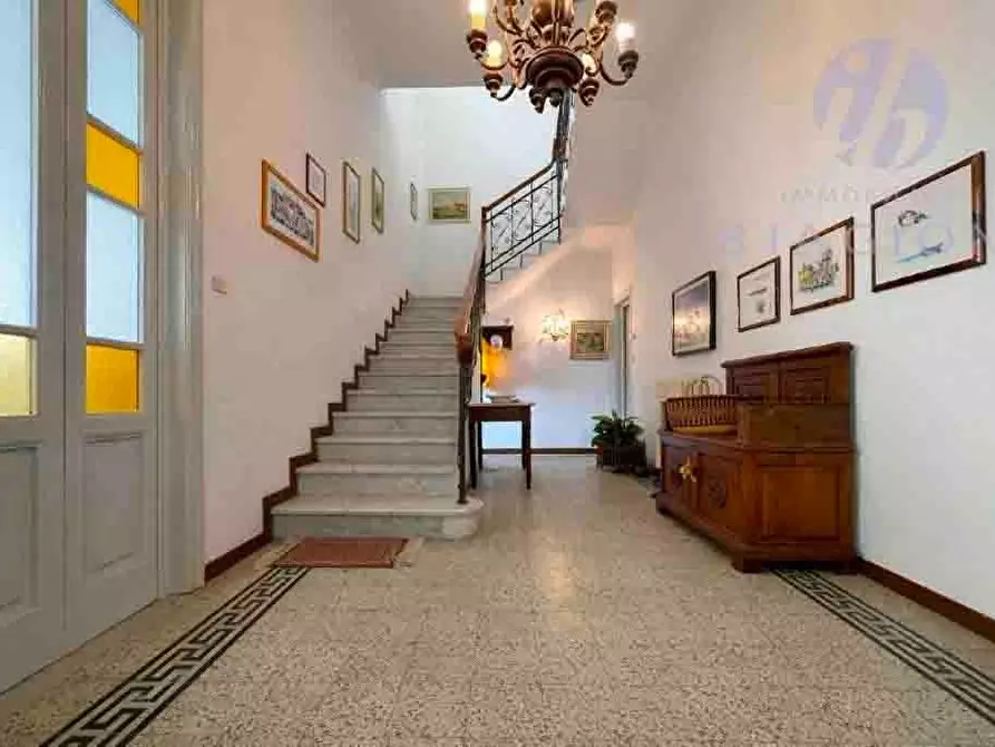 Immagine 2 di Casa bifamiliare in vendita  a Camaiore