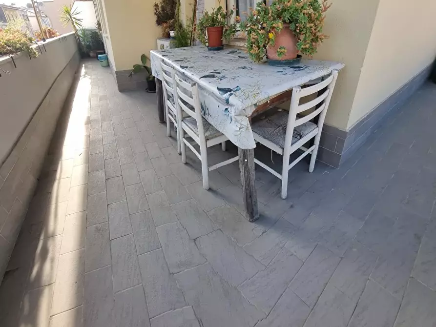 Immagine 11 di Appartamento in vendita  a Livorno