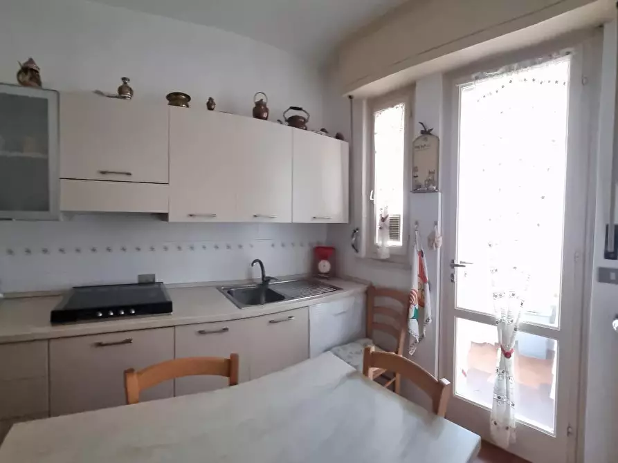 Immagine 15 di Appartamento in vendita  a Livorno