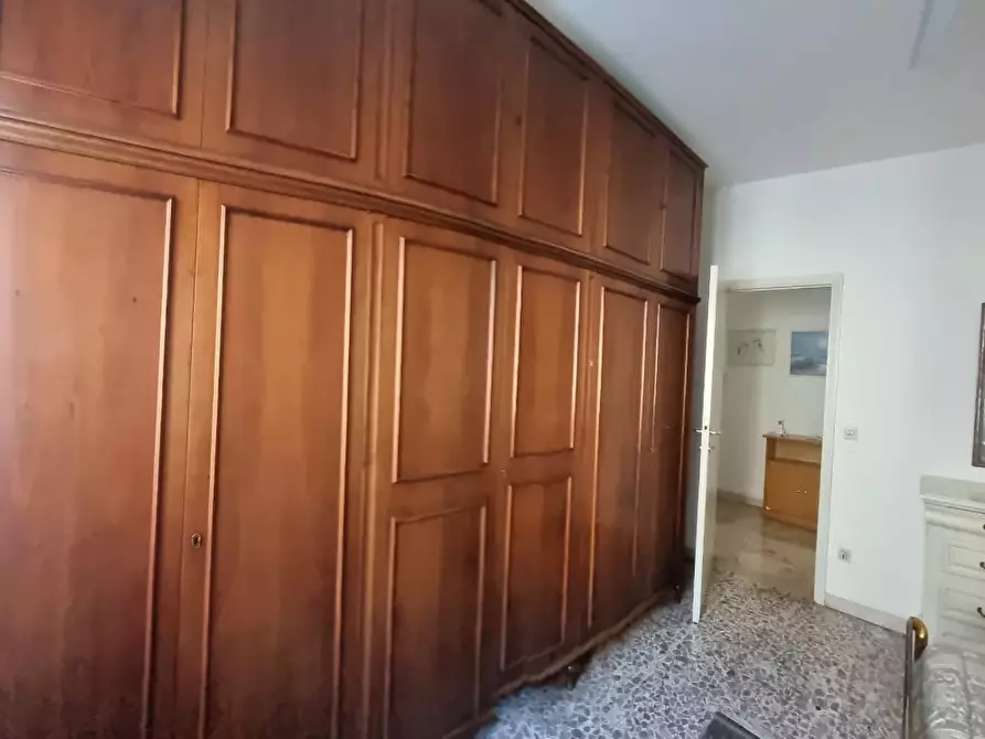 Immagine 22 di Appartamento in vendita  a Livorno
