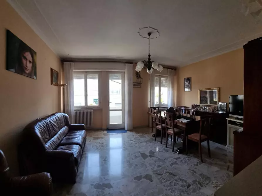 Immagine 36 di Appartamento in vendita  a Livorno
