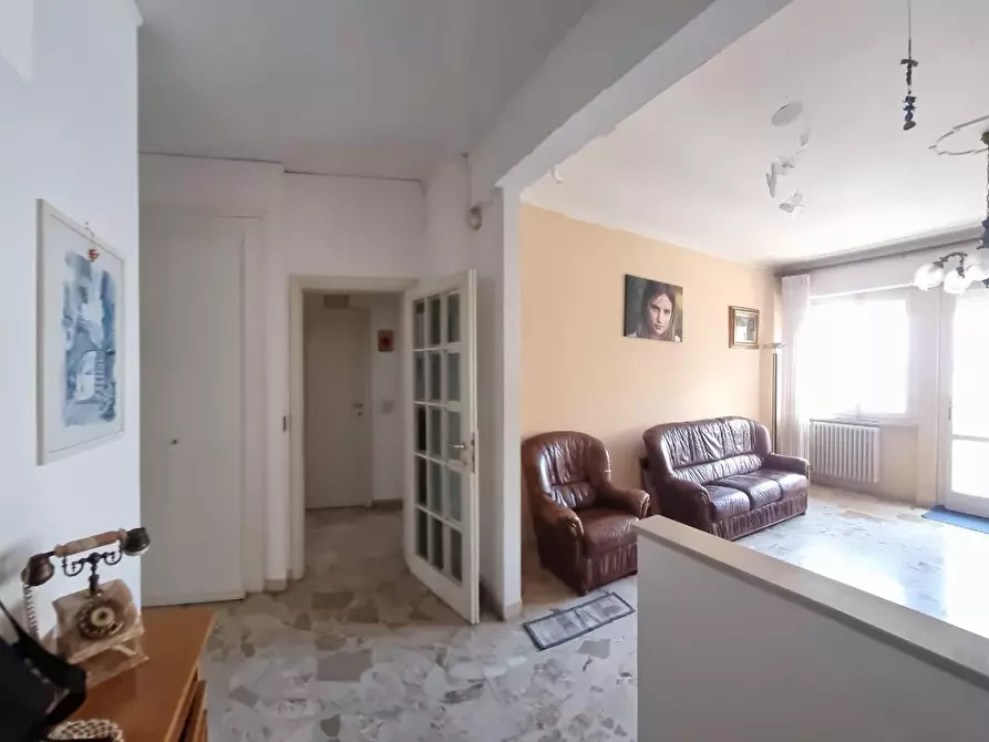 Immagine 1 di Appartamento in vendita  a Livorno