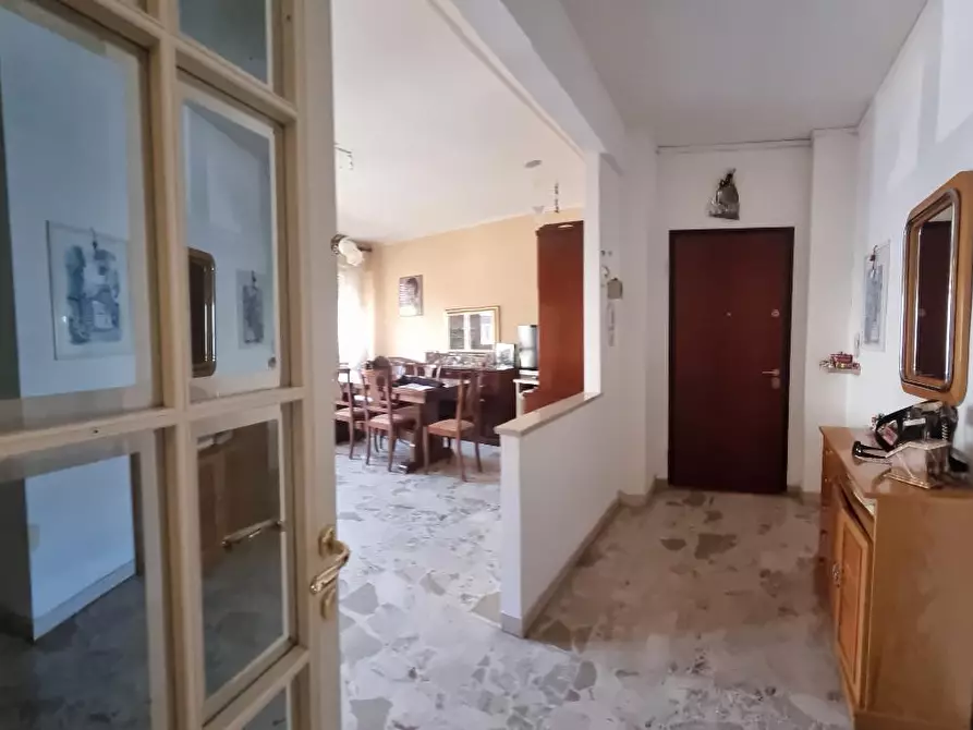 Immagine 34 di Appartamento in vendita  a Livorno