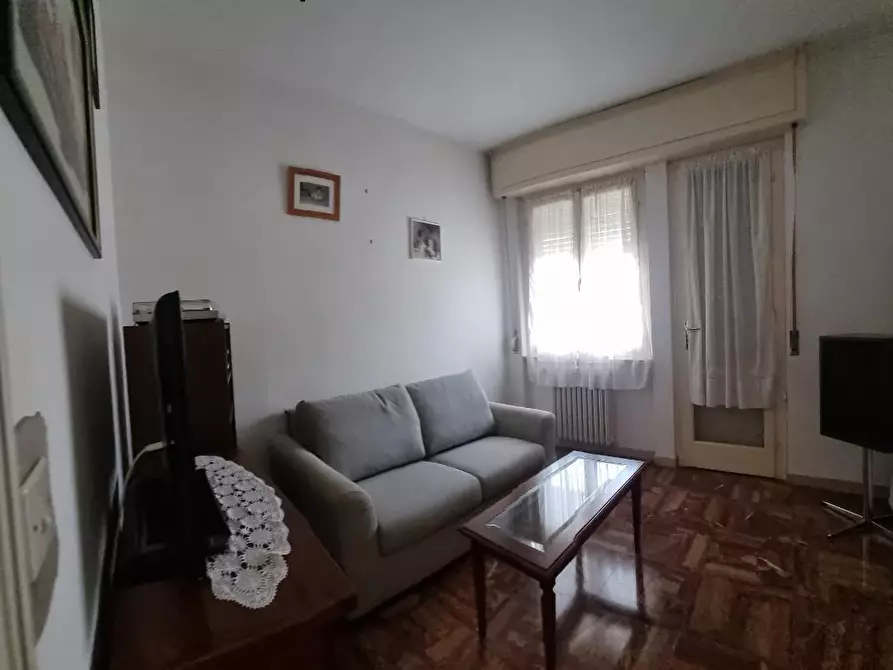 Immagine 30 di Appartamento in vendita  a Livorno
