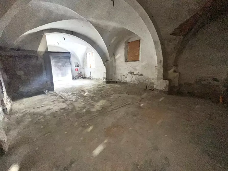 Immagine 8 di Laboratorio in vendita  a Montelupo Fiorentino