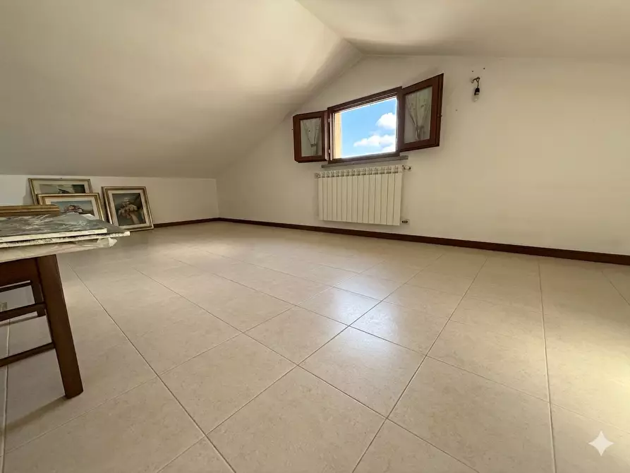 Immagine 3 di Appartamento in vendita  a Calcinaia