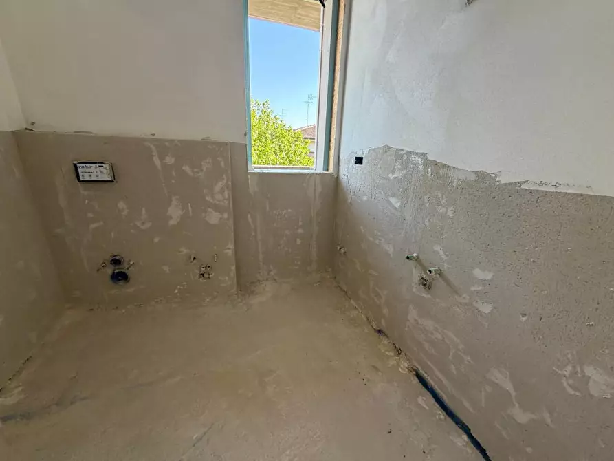 Immagine 5 di Appartamento in vendita  a Capraia E Limite