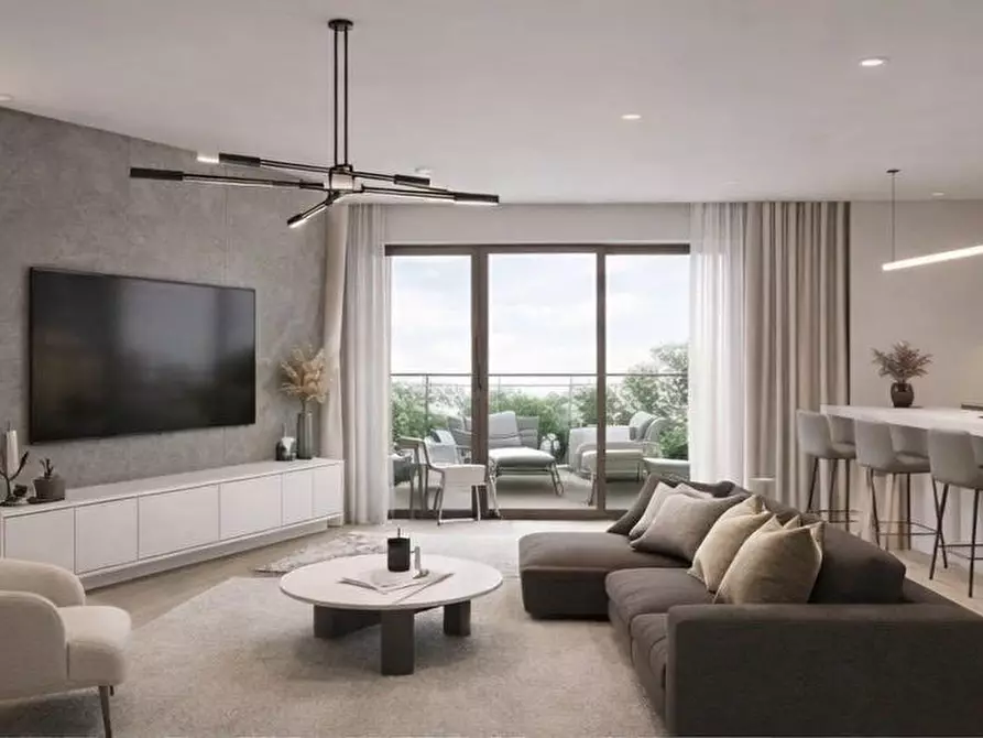 Immagine 1 di Appartamento in vendita  a Capraia E Limite