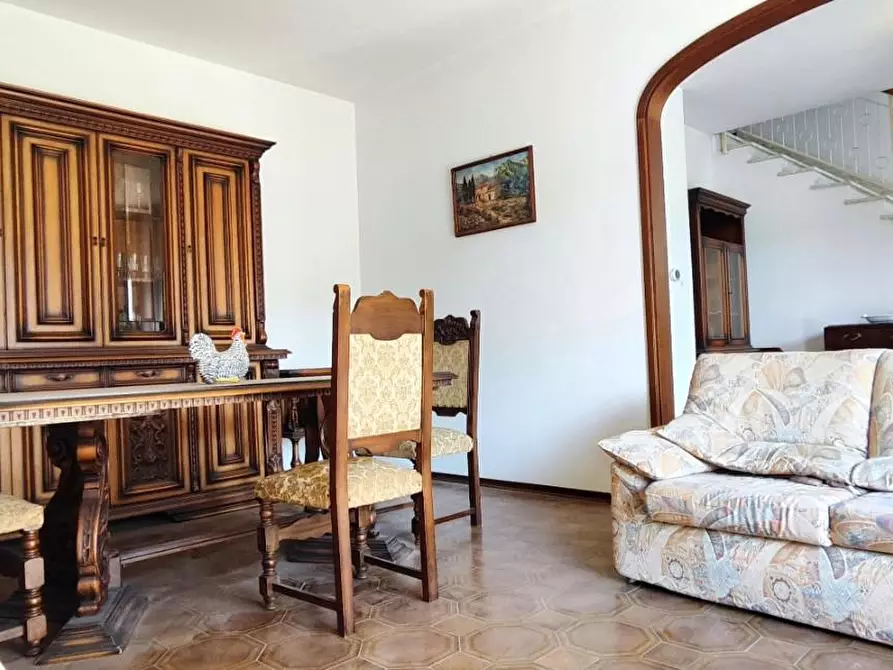 Immagine 8 di Casa bifamiliare in vendita  a Santa Croce Sull'arno