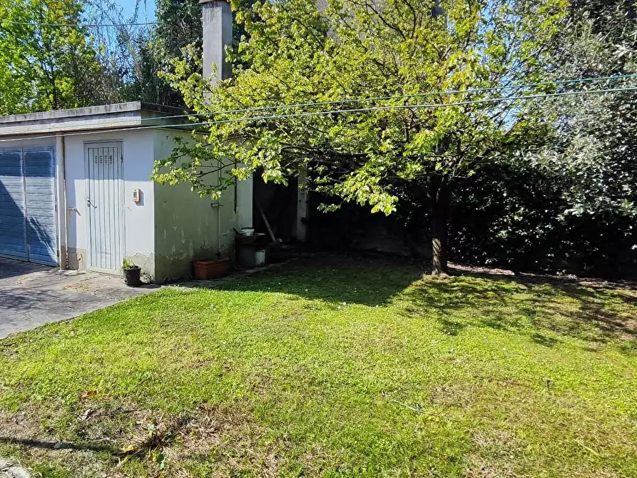 Immagine 22 di Casa bifamiliare in vendita  a Santa Croce Sull'arno