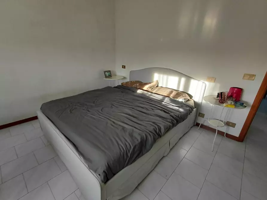 Immagine 13 di Appartamento in vendita  a Pisa