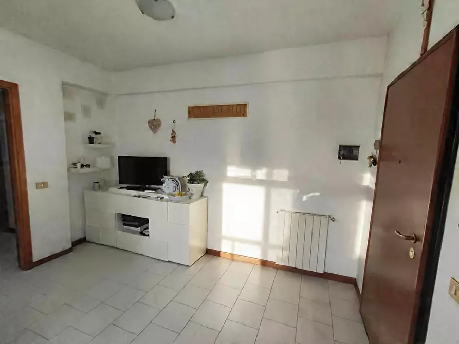 Immagine 4 di Appartamento in vendita  a Pisa