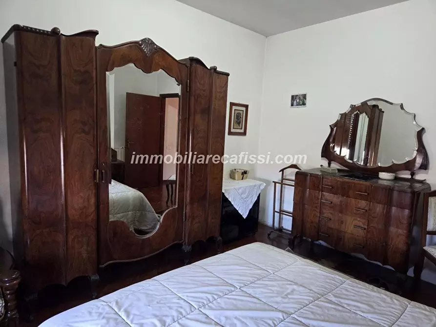 Immagine 14 di Palazzo in vendita  a Poggio A Caiano