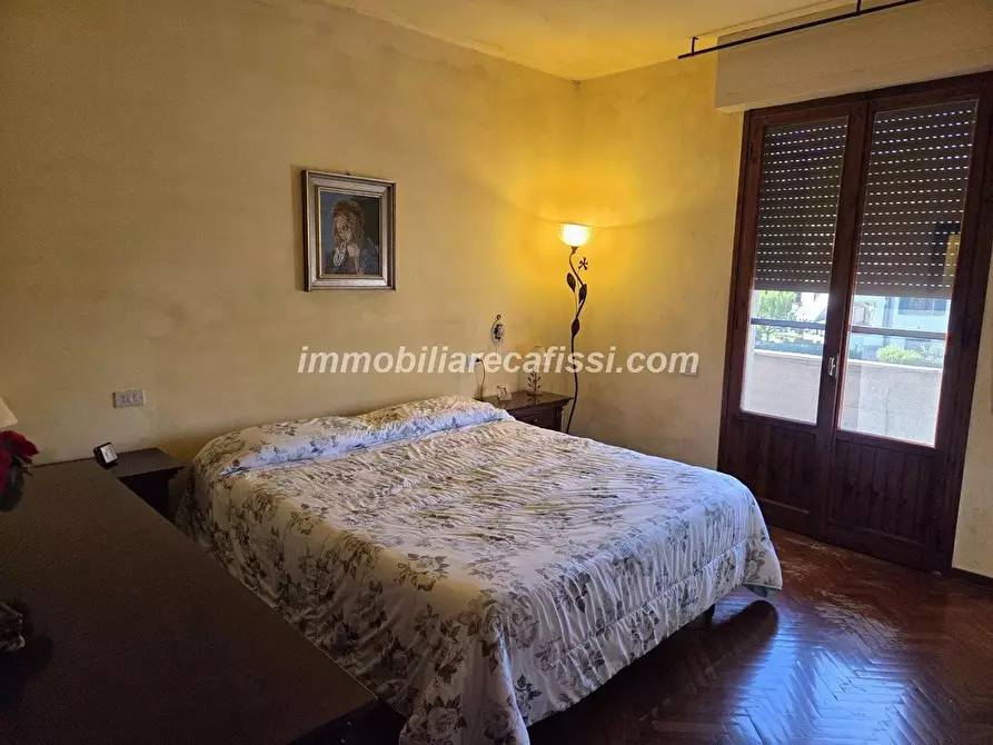 Immagine 10 di Palazzo in vendita  a Poggio A Caiano