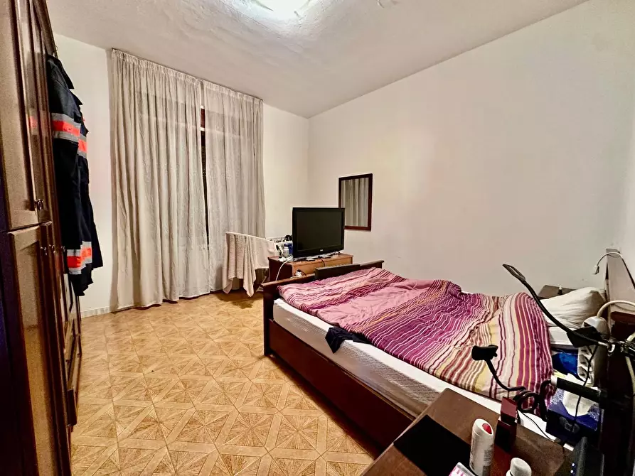 Immagine 5 di Appartamento in vendita  a Carrara