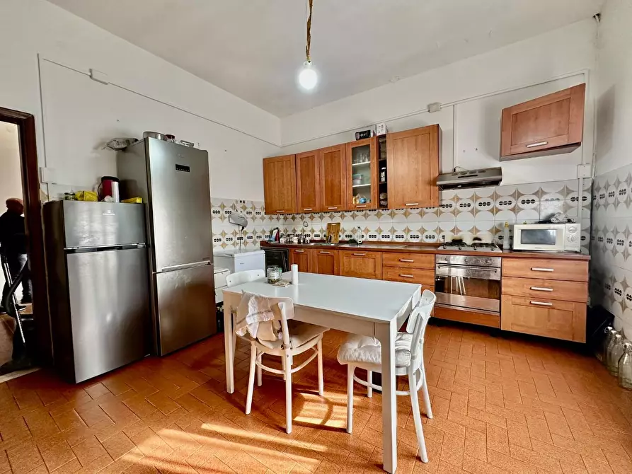 Immagine 7 di Appartamento in vendita  a Carrara