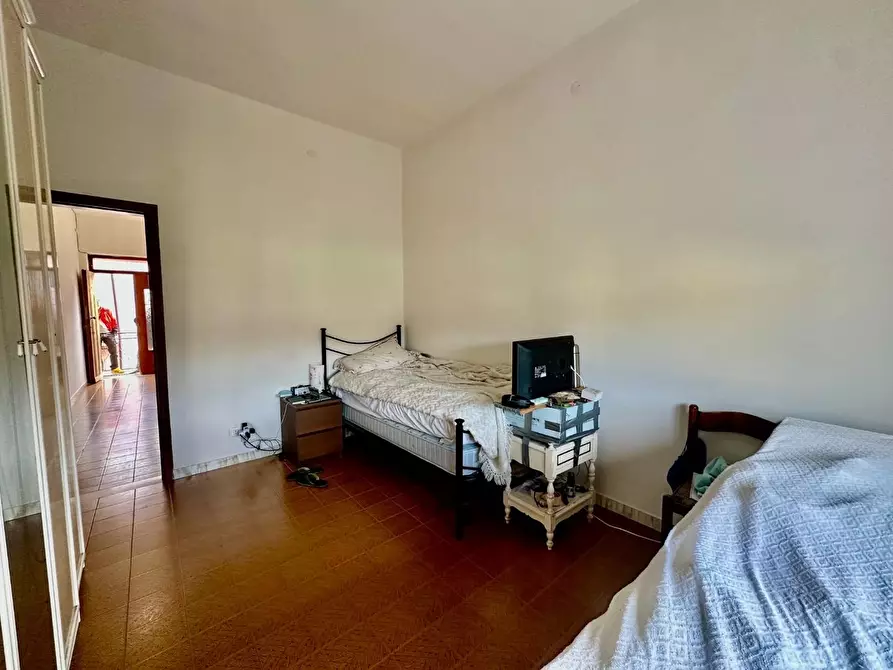 Immagine 15 di Appartamento in vendita  a Carrara