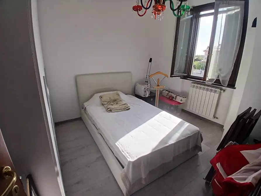 Immagine 11 di Appartamento in vendita  a Vecchiano