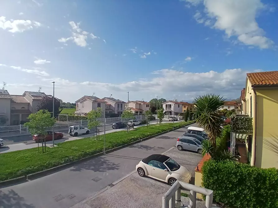 Immagine 18 di Appartamento in vendita  a Vecchiano