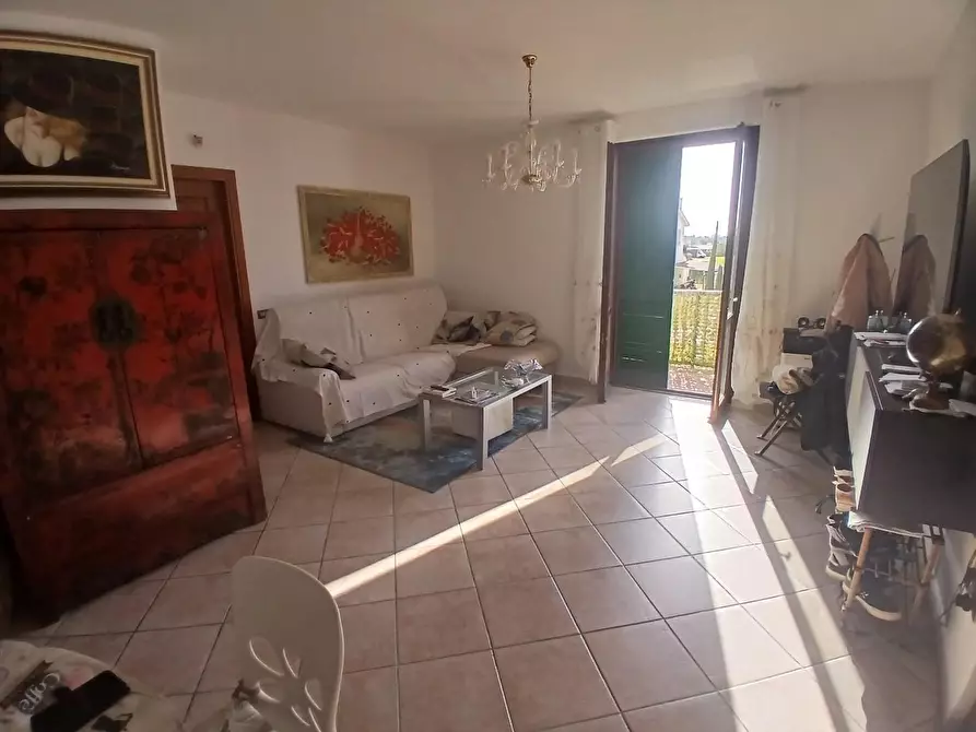 Immagine 1 di Appartamento in vendita  a Vecchiano