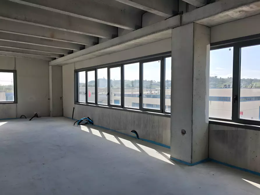 Immagine 2 di Capannone industriale in affitto  a San Miniato