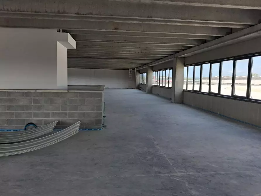 Immagine 6 di Capannone industriale in affitto  a San Miniato