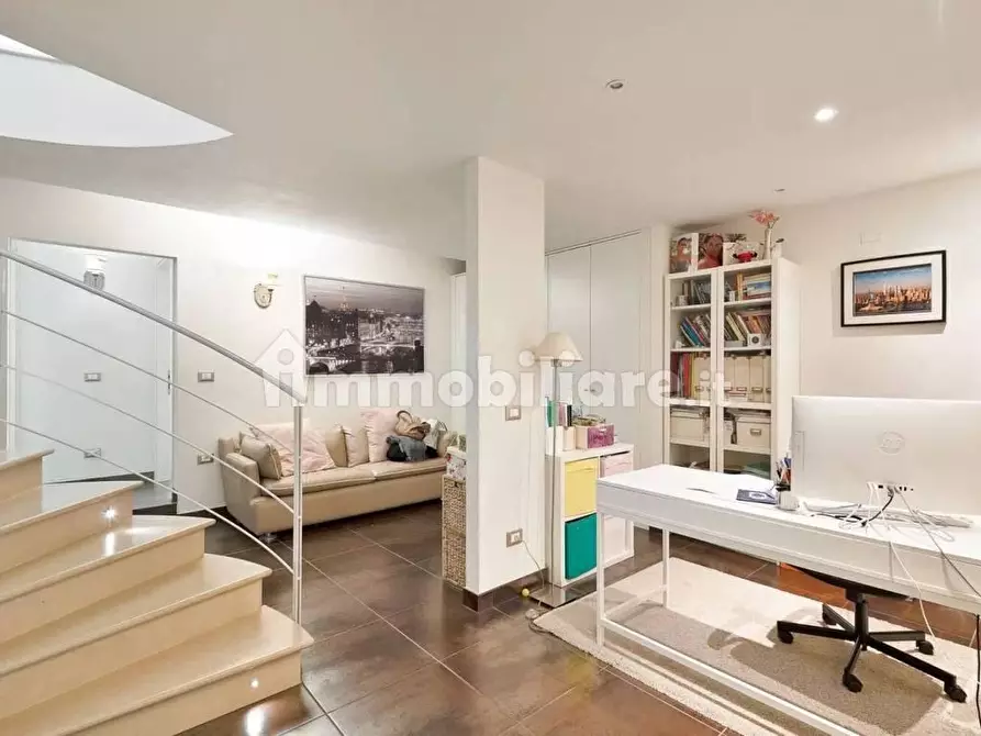 Immagine 21 di Villa in vendita  a Camaiore