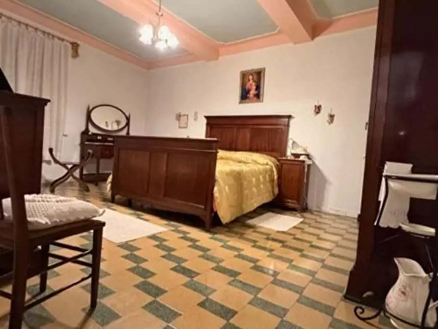 Immagine 5 di Appartamento in vendita  a Camaiore