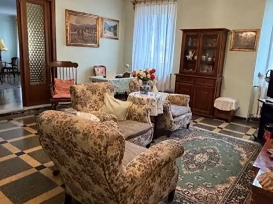 Immagine 15 di Appartamento in vendita  a Camaiore