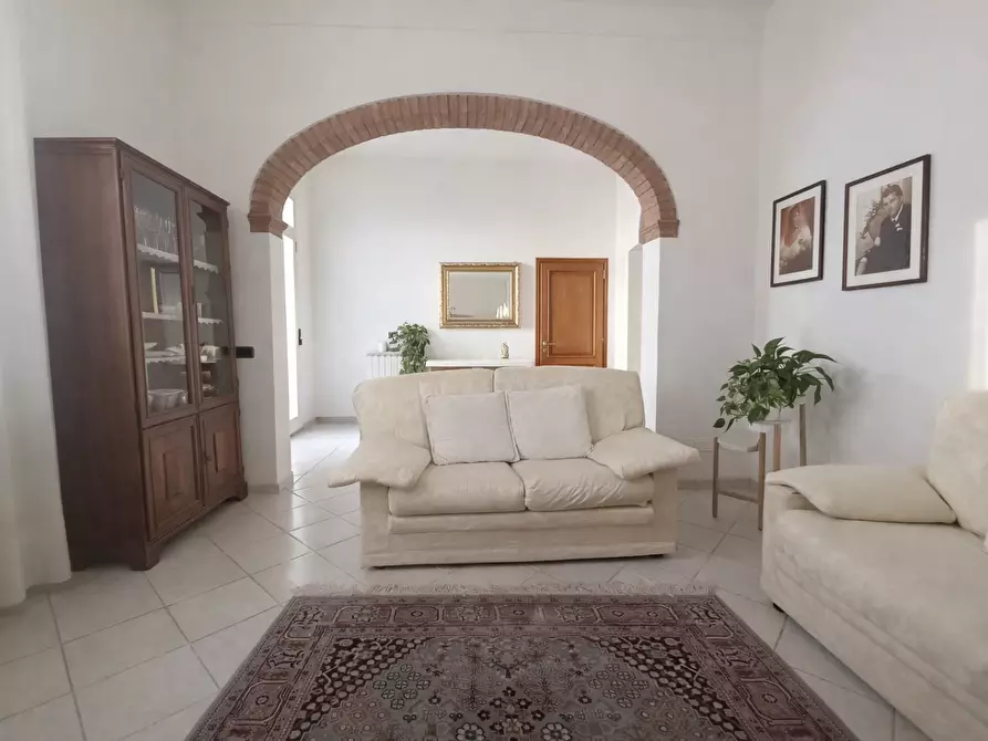 Immagine 1 di Villa in vendita  a San Miniato