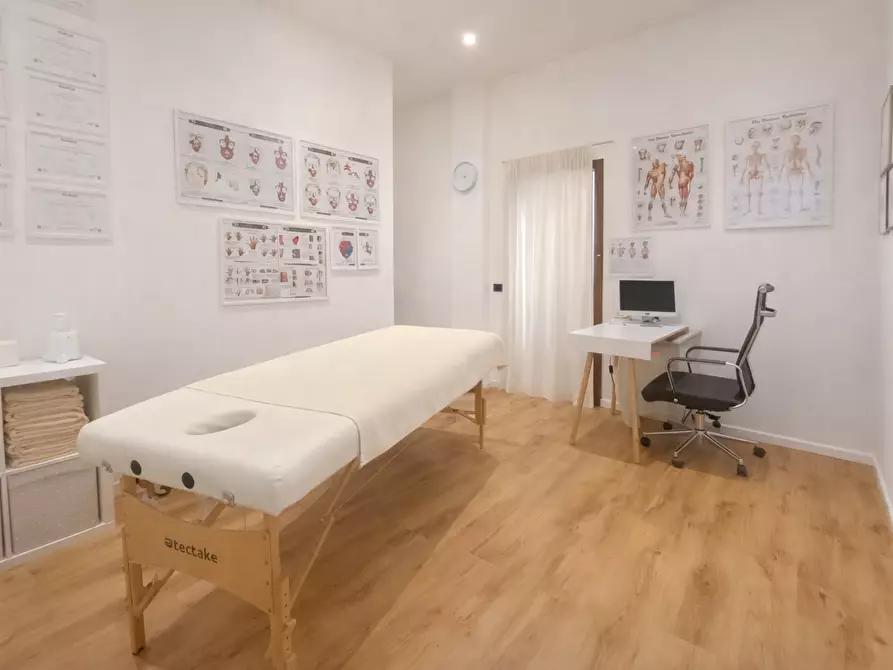 Immagine 22 di Villa in vendita  a San Miniato