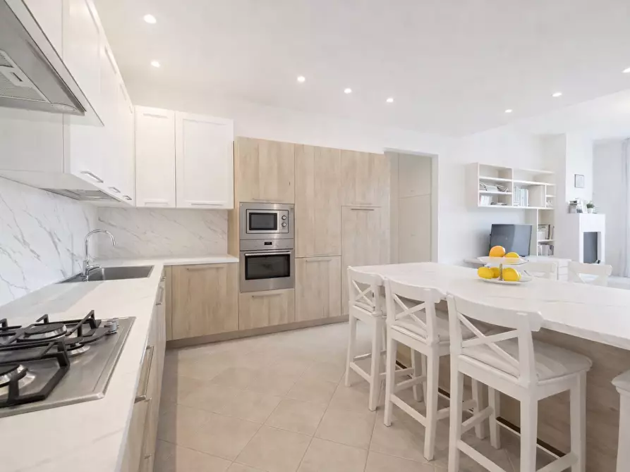 Immagine 5 di Villa in vendita  a San Miniato