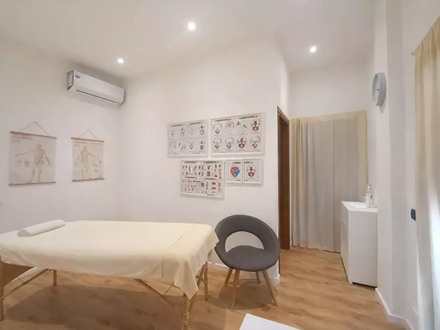 Immagine 25 di Villa in vendita  a San Miniato