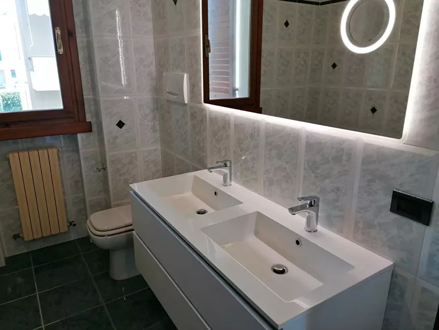 Immagine 15 di Appartamento in vendita  a Empoli