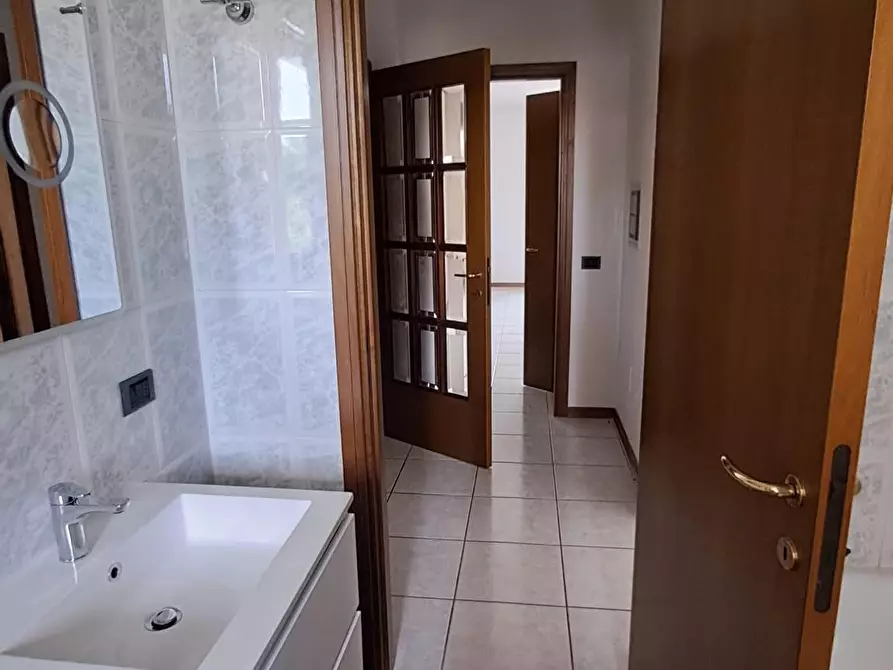 Immagine 21 di Appartamento in vendita  a Empoli