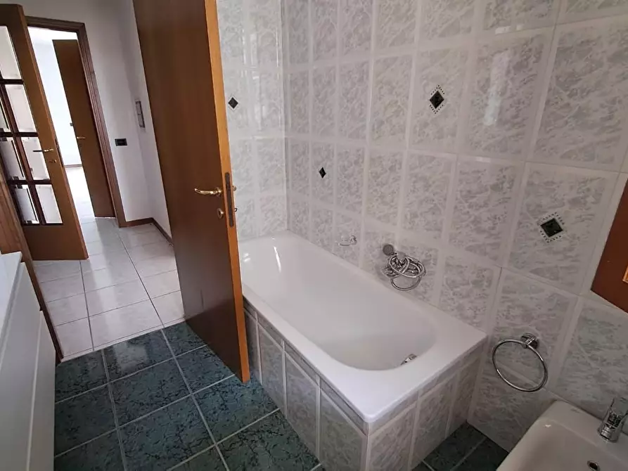 Immagine 19 di Appartamento in vendita  a Empoli