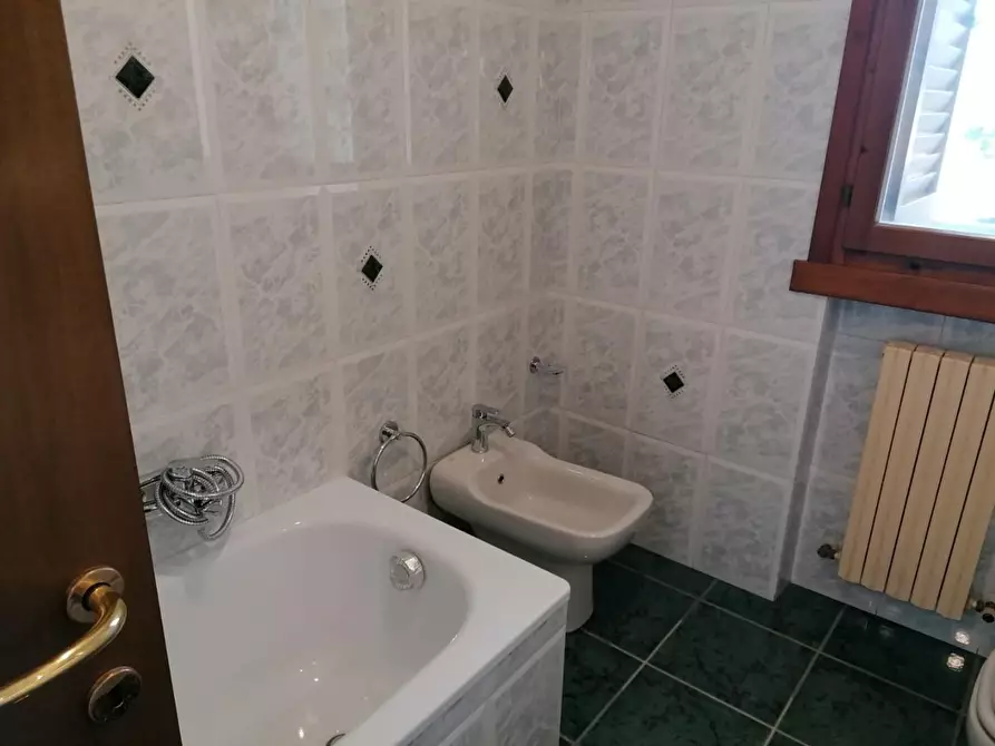Immagine 13 di Appartamento in vendita  a Empoli