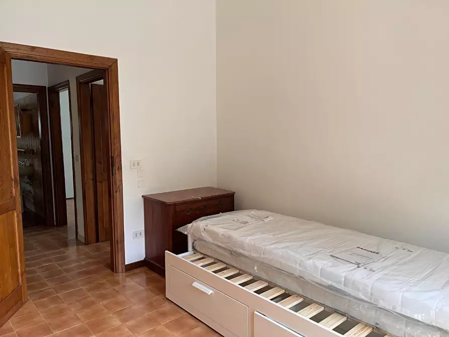 Immagine 19 di Casa indipendente in affitto  a Pietrasanta