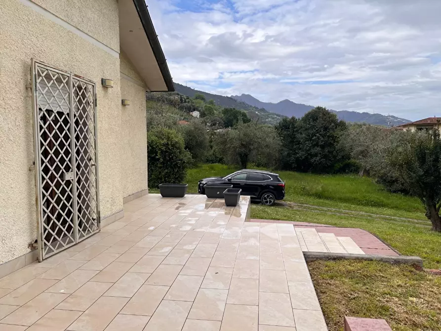Immagine 5 di Casa indipendente in affitto  a Pietrasanta