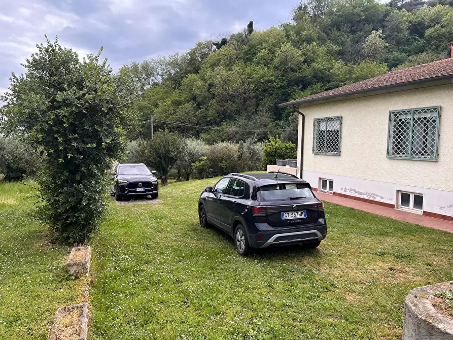 Immagine 21 di Casa indipendente in affitto  a Pietrasanta
