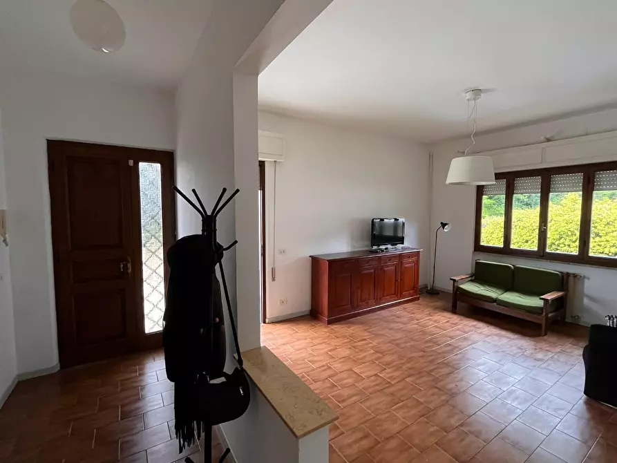Immagine 7 di Casa indipendente in affitto  a Pietrasanta
