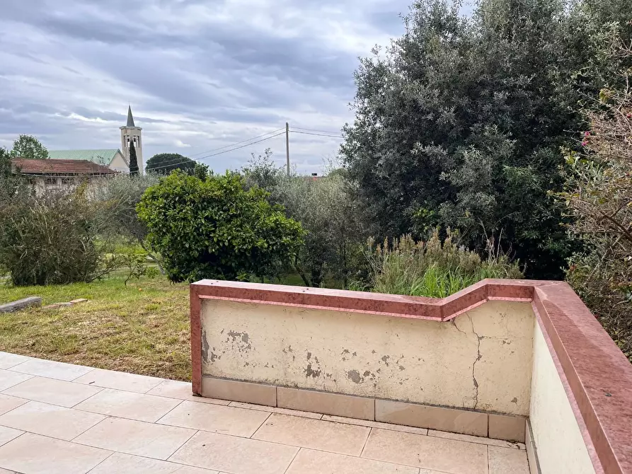 Immagine 4 di Casa indipendente in affitto  a Pietrasanta