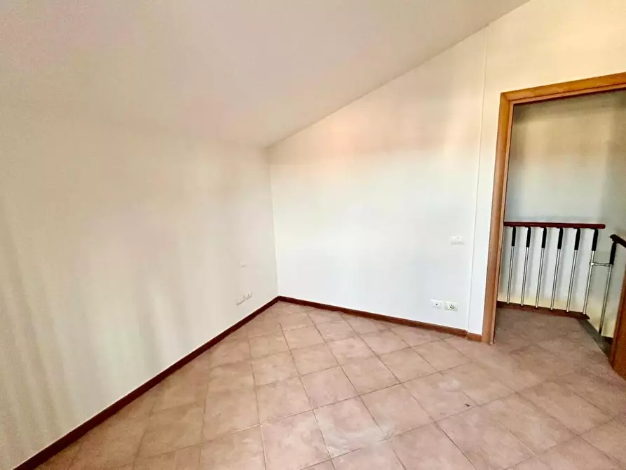 Immagine 9 di Appartamento in vendita  a Santa Croce Sull'arno