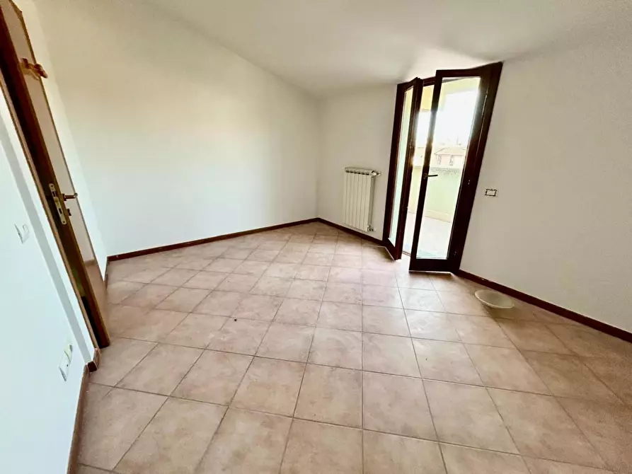 Immagine 7 di Appartamento in vendita  a Santa Croce Sull'arno