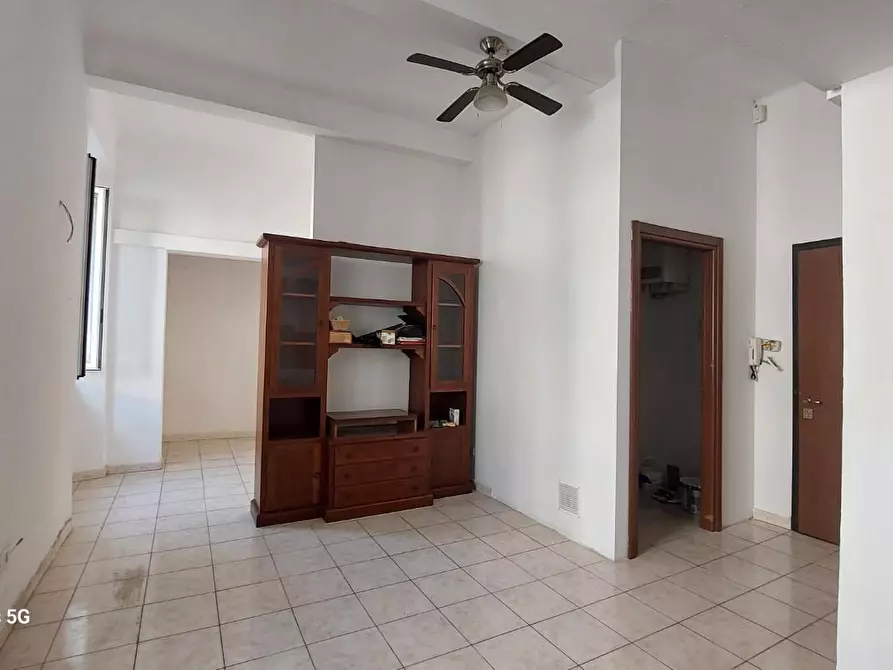 Immagine 16 di Appartamento in vendita  a Livorno